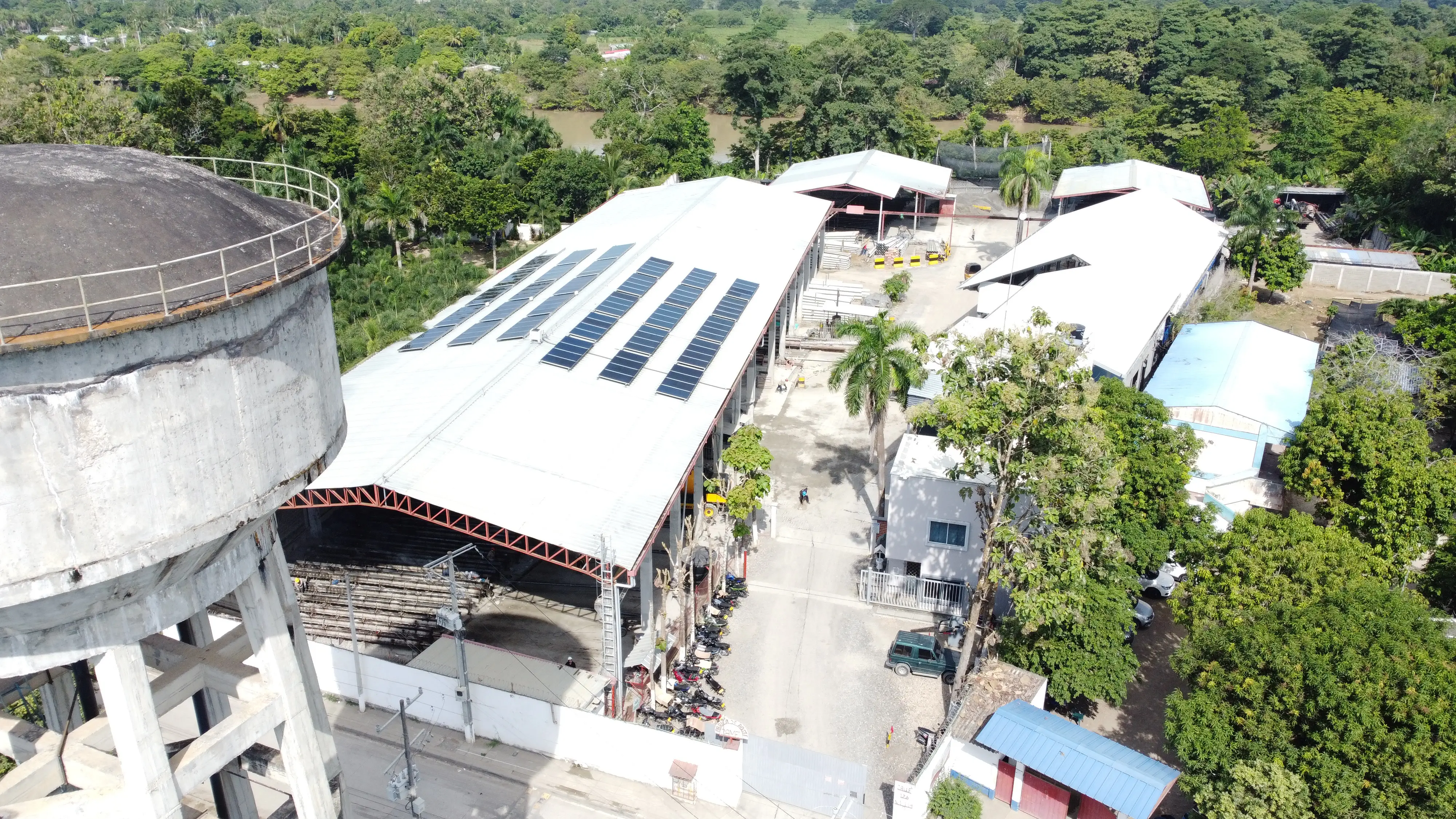 Paneles Solares POSTES CAMEL